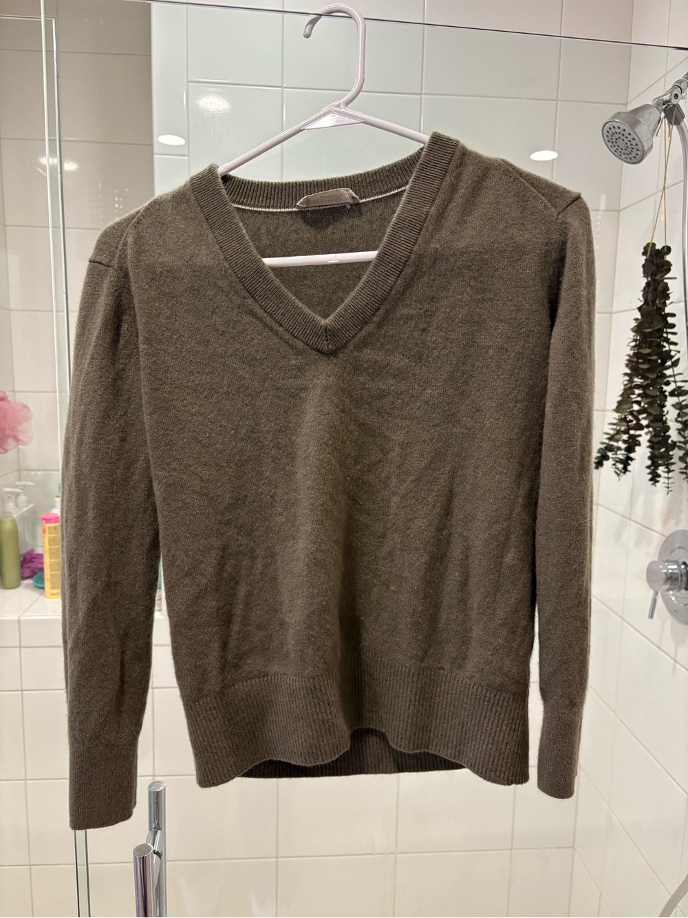 Cashmere Cropped High-V Sweater